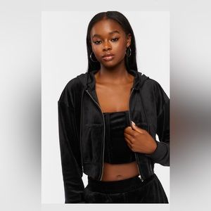 Black Velvet Cropped Zip Up Size Small